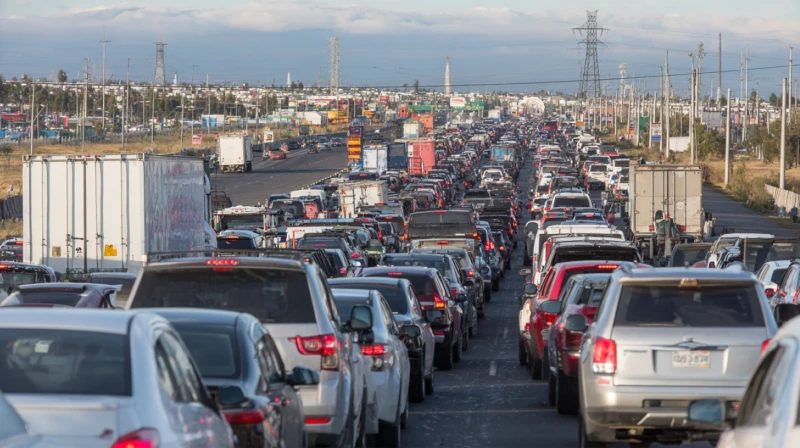 imagen de tráfico en méxico trabajo híbrído solución posible